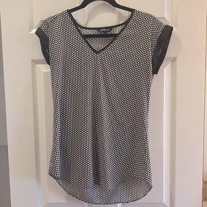 FREE WITH ANY PURCHASE (add to bundle) V neck shirt